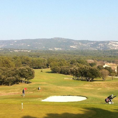 La Pinede Du Golf Lejlighed LʼIsle-sur-la-Sorgue Eksteriør billede